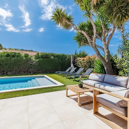 Villa Renting - Bellet - Live A Dream Pool 3 Bedroom Garden Parking *
