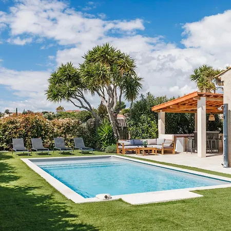 Renting - Bellet - Live A Dream Pool 3 Bedroom Garden Parking Nice